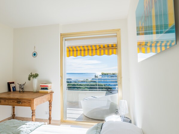 2 soverom, strykejern/-brett, wi-fi og sengetøy