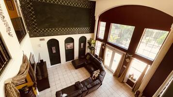 智能電視、書籍、打印機