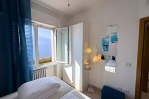 2 quartos, ferros/tábuas de passar roupa, Wi-Fi, roupa de cama