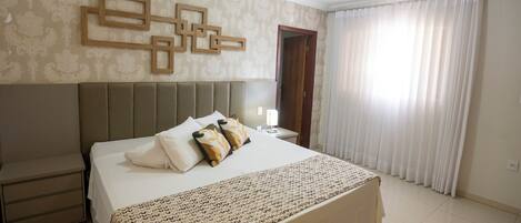 Minibar, laptop workspace, free WiFi, bed sheets