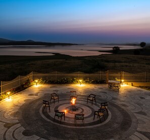 Façade de l’hébergement - soirée/nuit