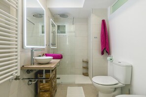 Shower, bidet, towels - Cap Negret Altea la Olla - Altea, Altea, Costa Blanca (Altea)