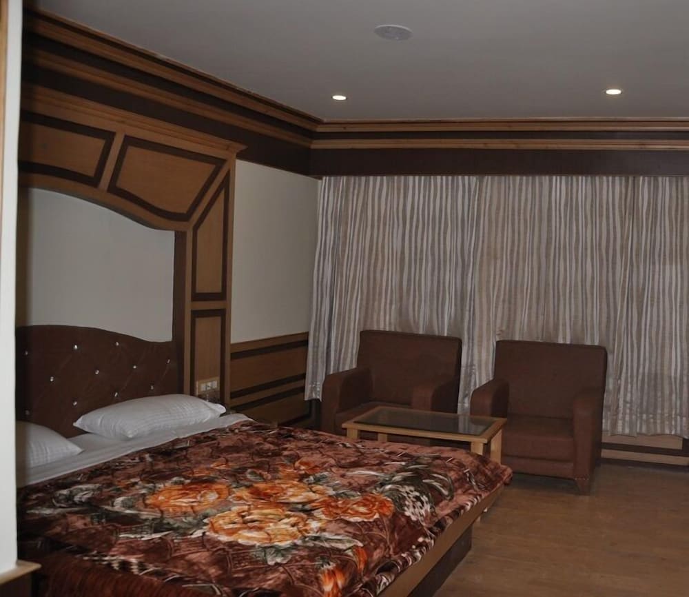 Imperial Resorts by null