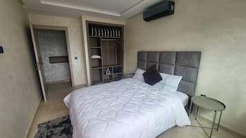 1 slaapkamer, een strijkplank/strijkijzer, gratis wifi, beddengoed