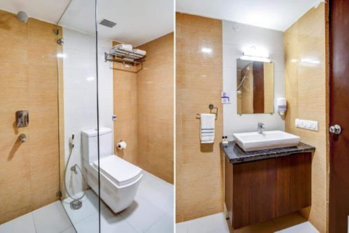 shower, rainfall showerhead, free toiletries, dressing gowns