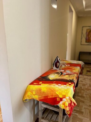 In-room dining - RAFIKI house  (Arusha)