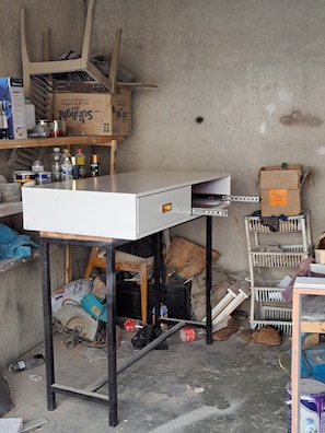 Exterior - Secure Modern 2 bed - excellently located (Cape Town)