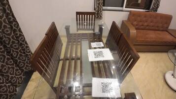 Deluxe Room | 1 bedroom, free WiFi