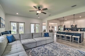 TV, fireplace, video games, table tennis