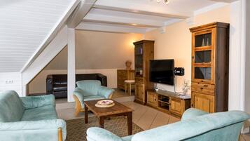 TV connectée, table de tennis de table