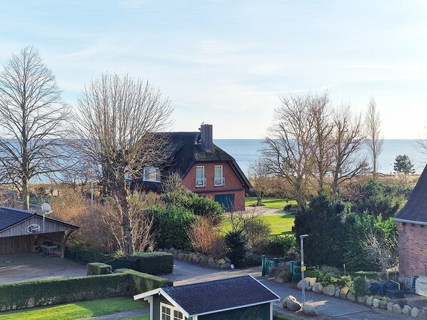 Exterior - Welcome to your vacation apartment "Gorch-Fock" in the house "El Mar"! (Großenbrode)