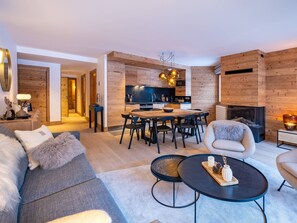 TV - Comfort and charm in Méribel, ideal location near slopes (Les Allues-Méribel)