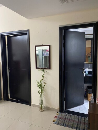 Decent Ladies Hostel center of Bur Dubai near Burjuman Metro Station