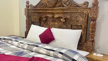 Deluxe Double Room | Free WiFi