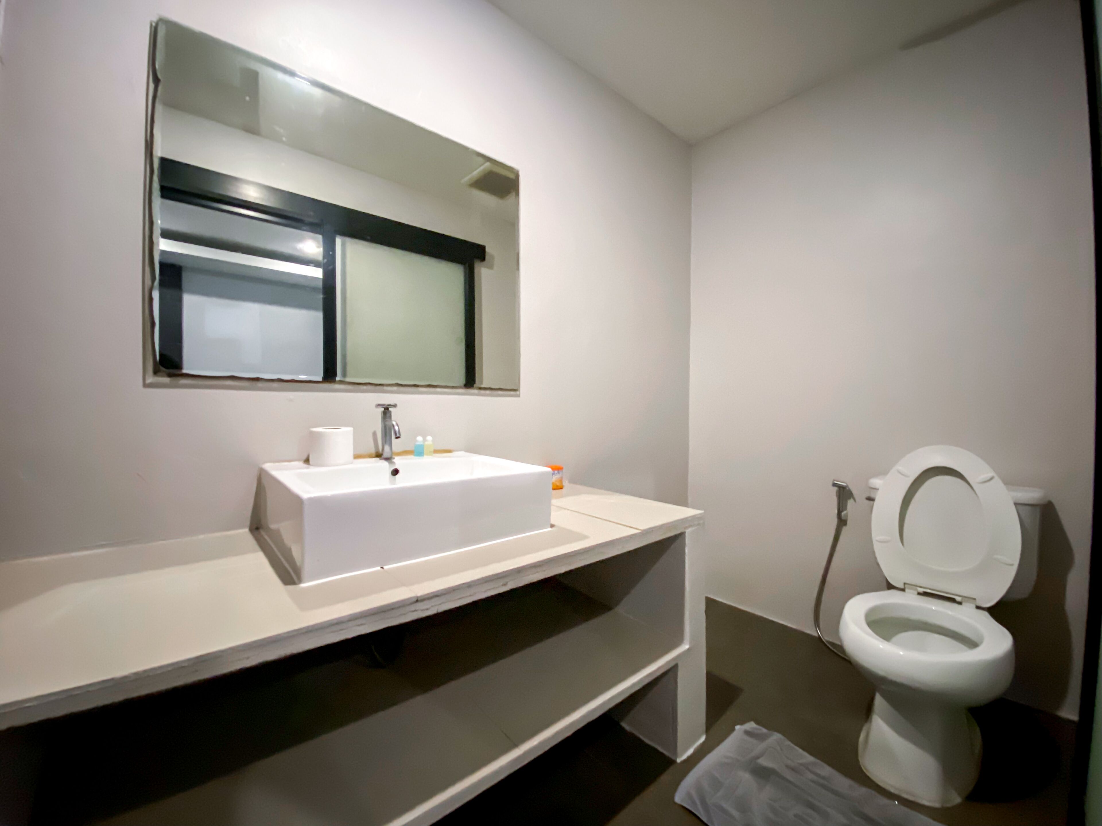 Family Room | 1 bedroom, soundproofing, free WiFi, bed sheets