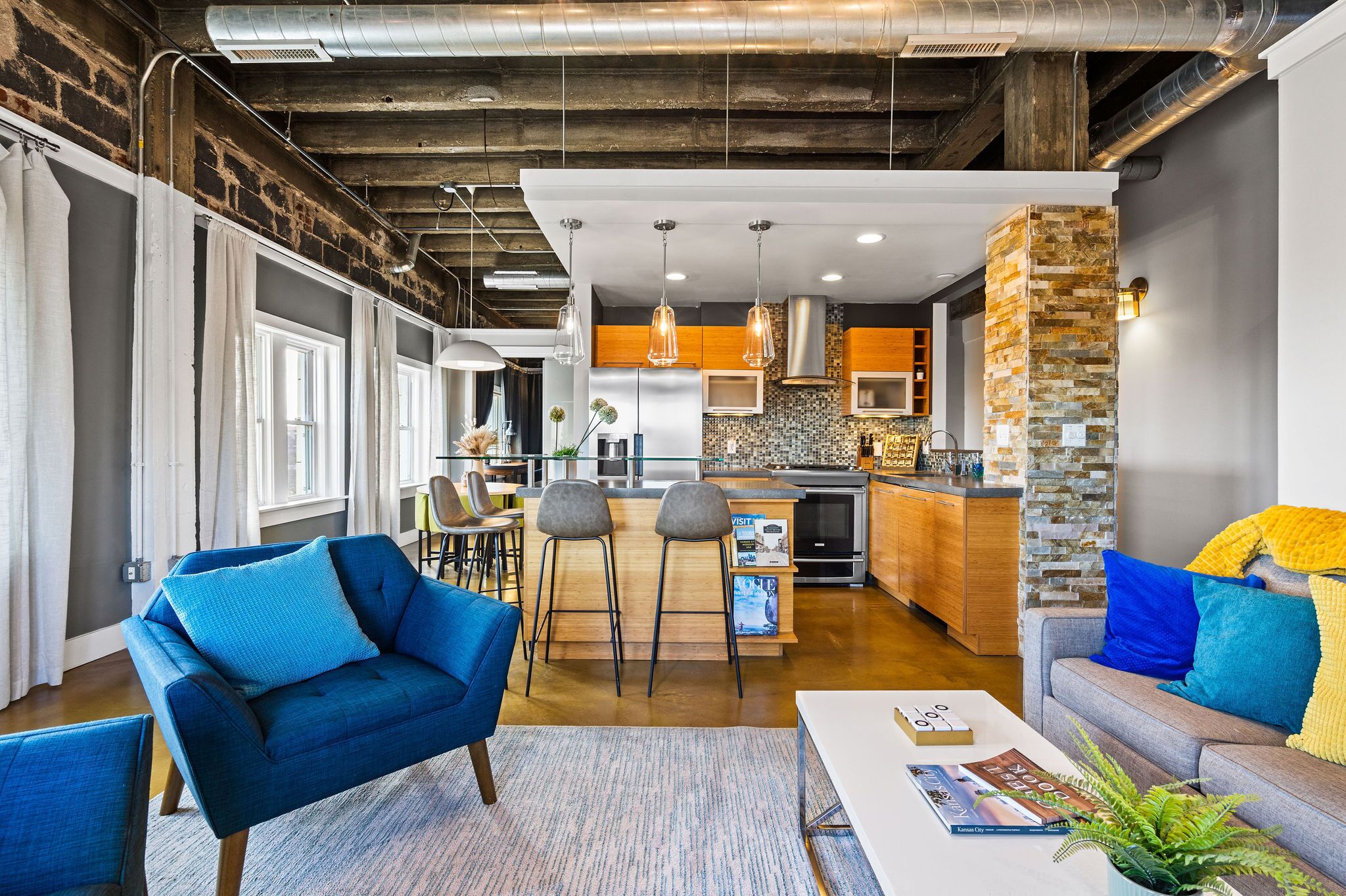 Smart TV, fireplace, offices