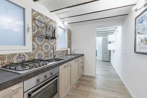 Oven, stovetop, dishwasher, toaster