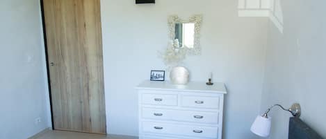 3 habitaciones, wifi, ropa de cama y acceso para silla de ruedas