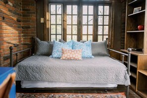 3 soveværelser, skrivebord, strygejern/strygebræt, Wi-Fi