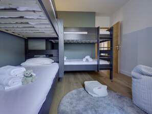 3 Schlafzimmer, kostenloses WLAN, Bettwäsche