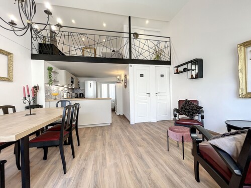 Gîte confortable à Saugues pour randonneurs, 3 chambres spacieuses avec salle d'eau privative