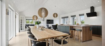 Lovely home in Hadsund with WiFi