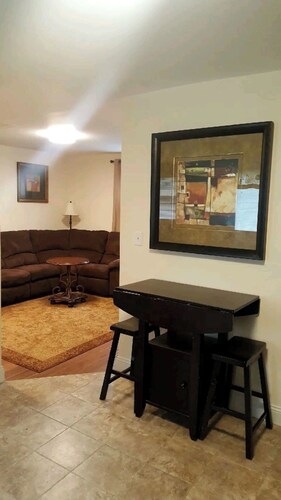 Cozy 1 bed/1 bath fully furnished ished apartment