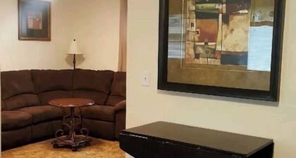 Cozy 1 bed/1 bath fully furnished ished apartment