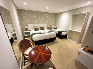 Literie de qualité supérieure, minibar, bureau