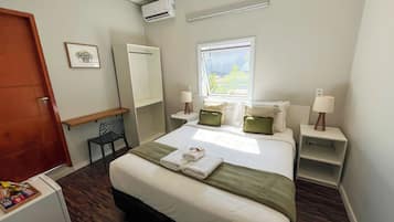 Standard Double Room | Premium bedding, minibar, desk, laptop workspace