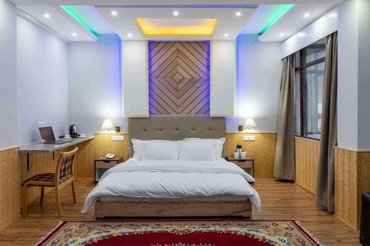 Executive Room | Free WiFi