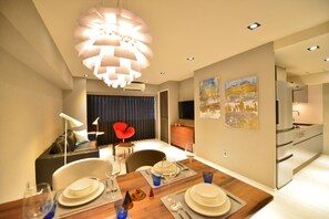 شقة | 2 عدّة غرف نوم وخدمة الإنترنت