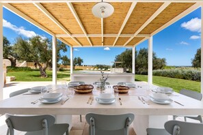 Villa | Terrace/patio