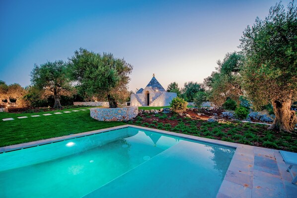 Seasonal outdoor pool