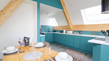 Fridge, dishwasher, electric kettle, toaster
