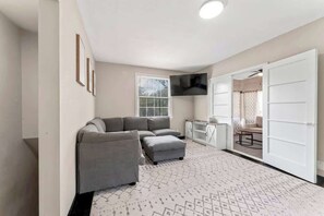 Smart TV, offices