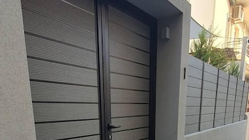 House | Exterior detail