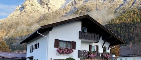 Esterni