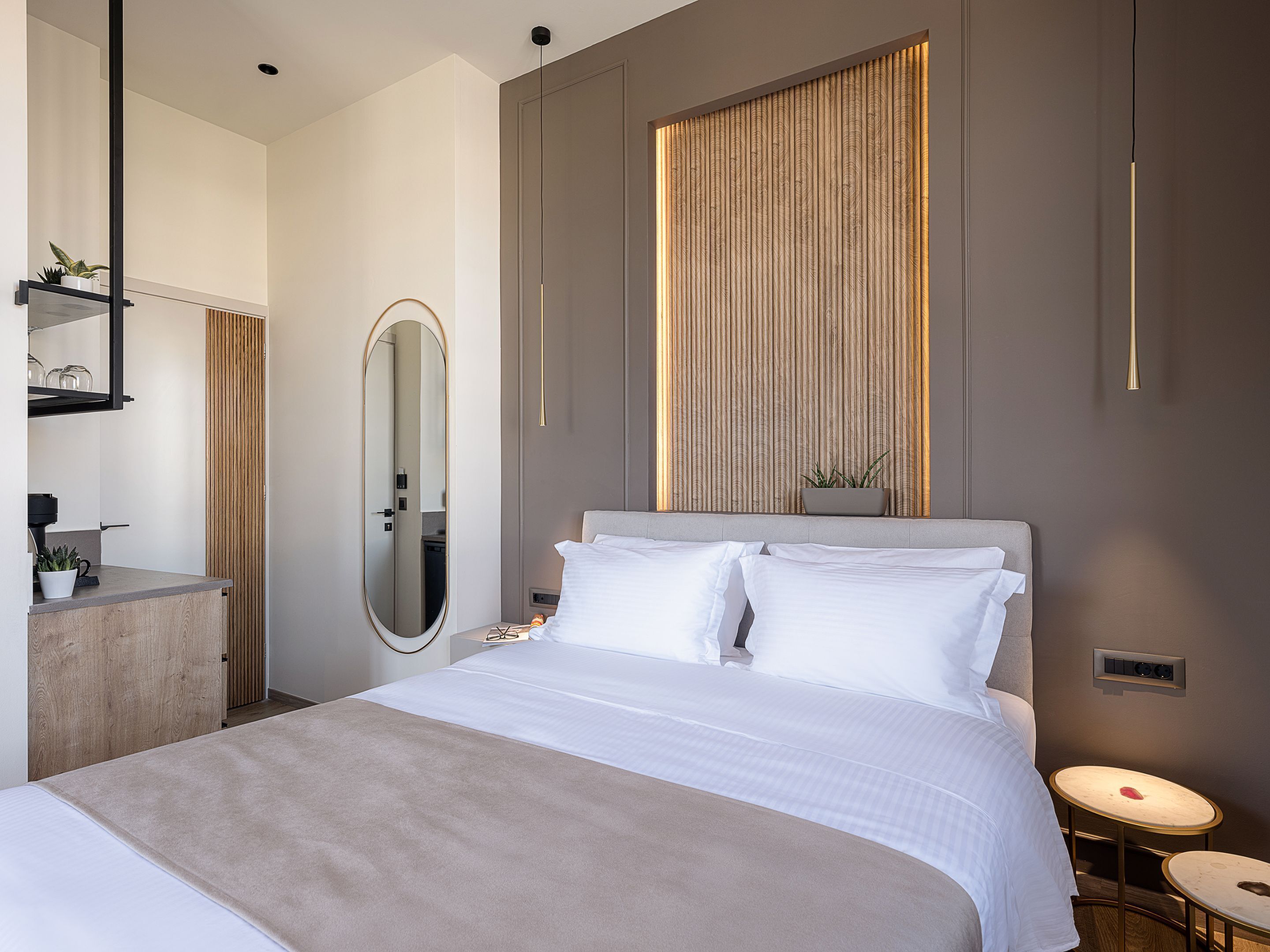 Deluxe Studio Suite | In-room safe, soundproofing, iron/ironing board, free WiFi
