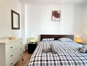 1 多间卧室、熨斗/熨衣板、免费上网