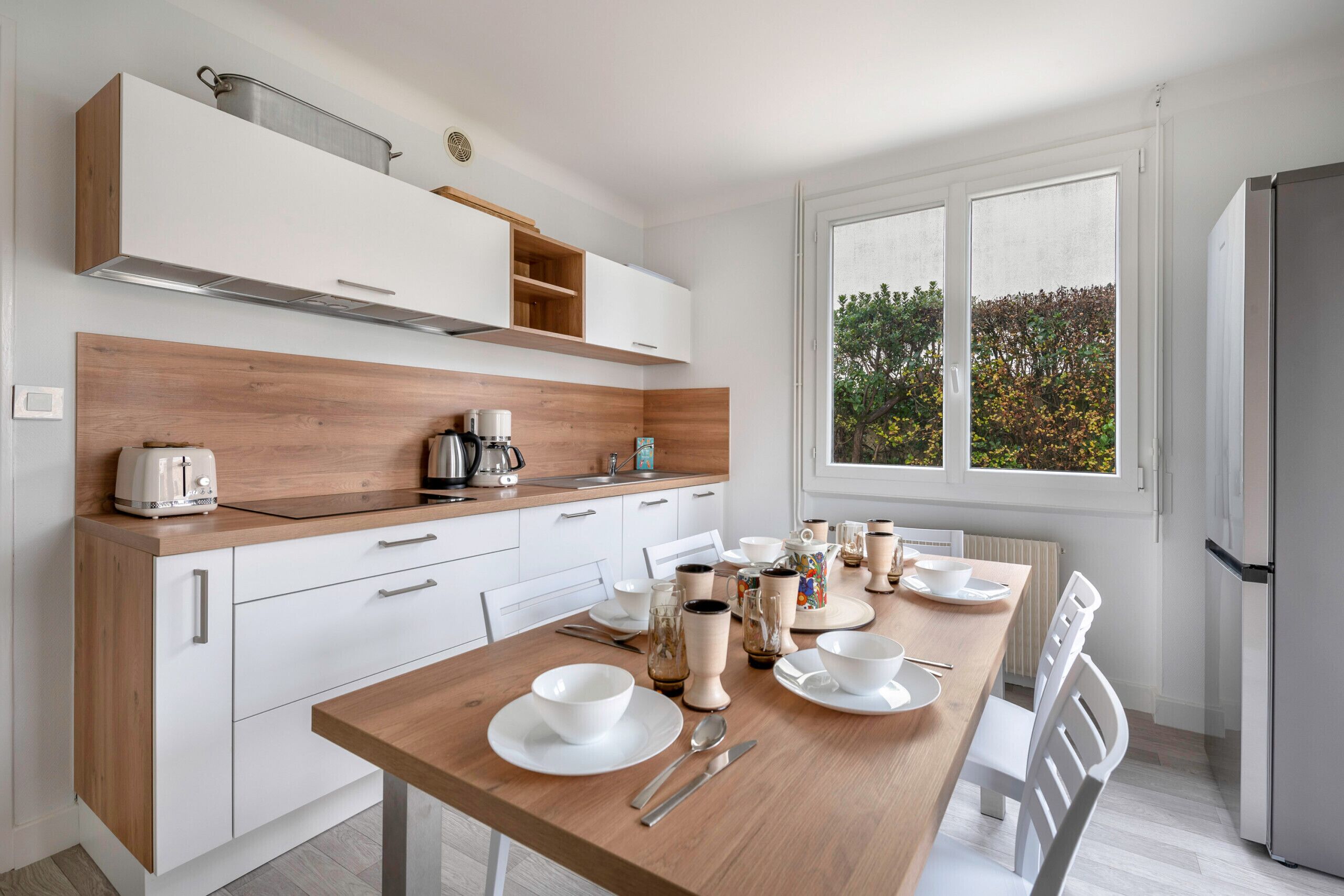 Réfrigérateur, micro-ondes, four, lave-vaisselle