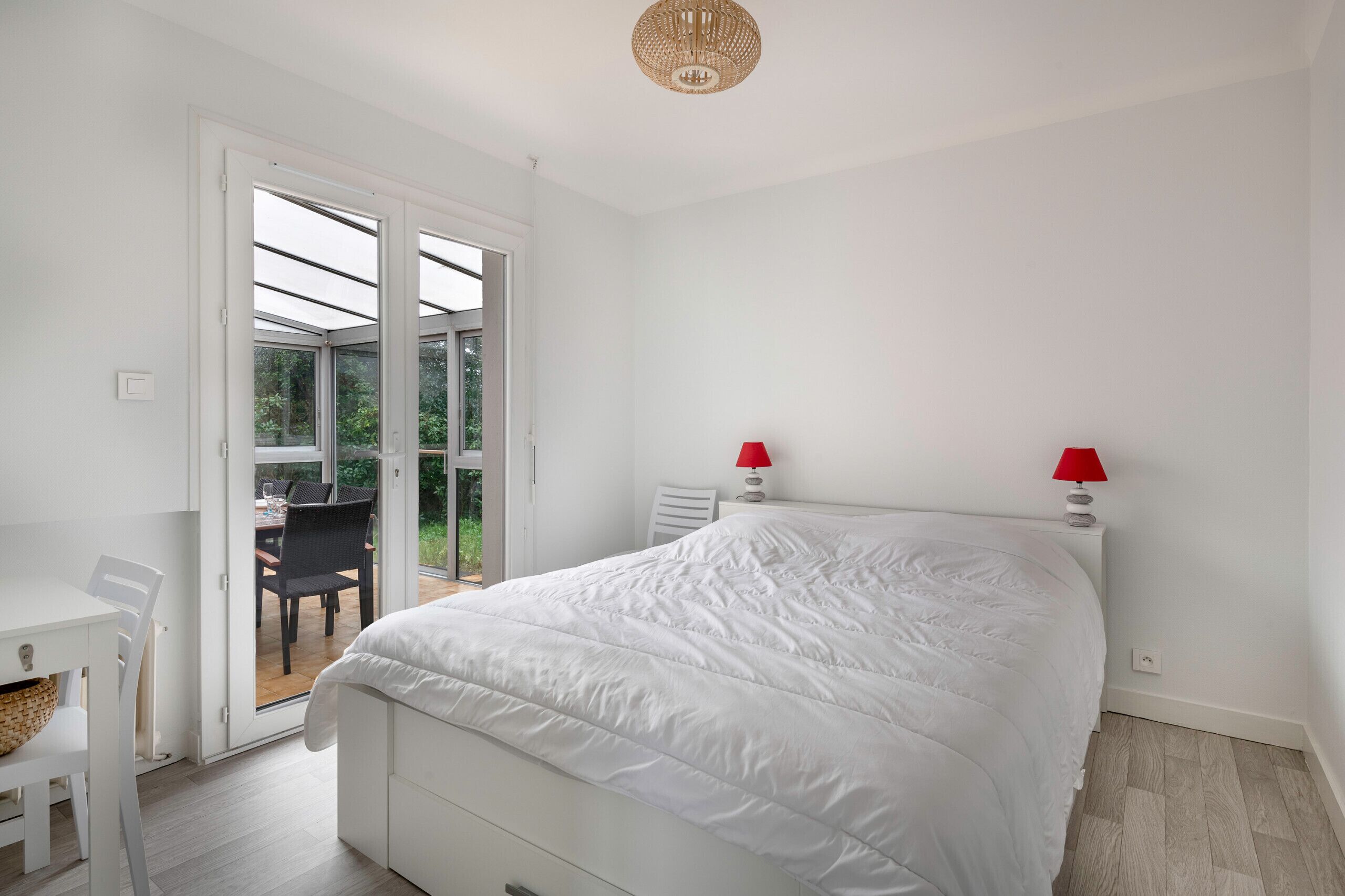 1 chambre, fer et planche à repasser, Wi-Fi gratuit