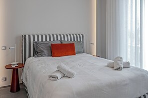 1 chambre, bureau, fer et planche à repasser, Wi-Fi gratuit