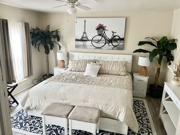 2 bedrooms, desk, iron/ironing board, free WiFi