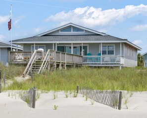 Exterior - Hobbs Realty - Enjoy a "Reel Carolina Cottage" in this freshly updated home with a private pool! (Holden Beach)