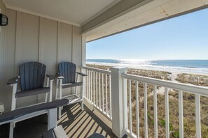 Property grounds - Hobbs Realty - Oceanfront Condo w/Private Oceanfront Balcony (Holden Beach)
