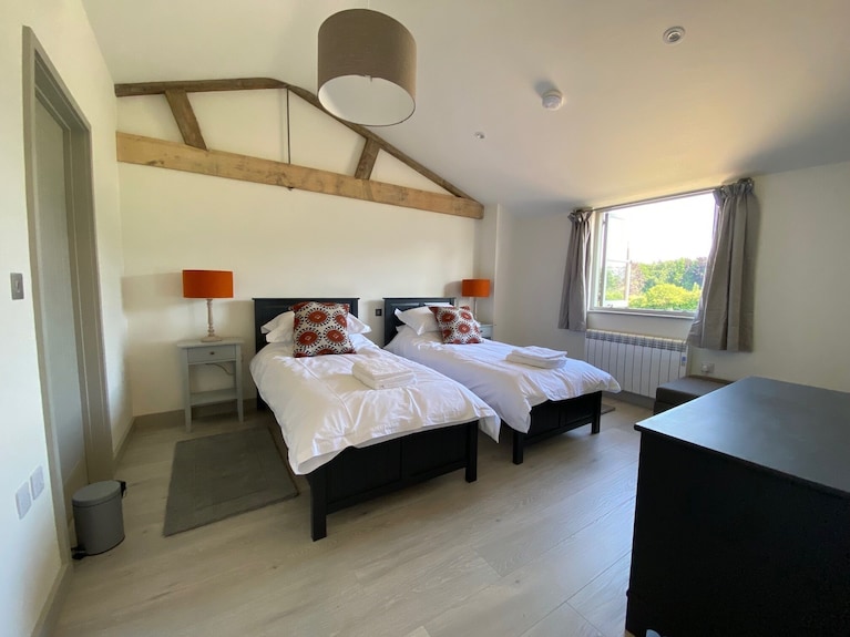 Glebe Barn - Heart Of The Cotswolds - Burford, UK