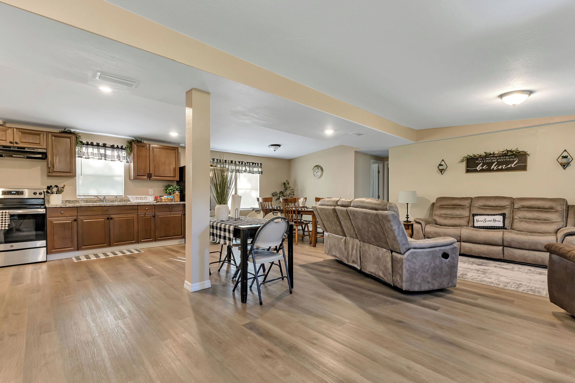 Country Setting. Newly renovated double wide Home.