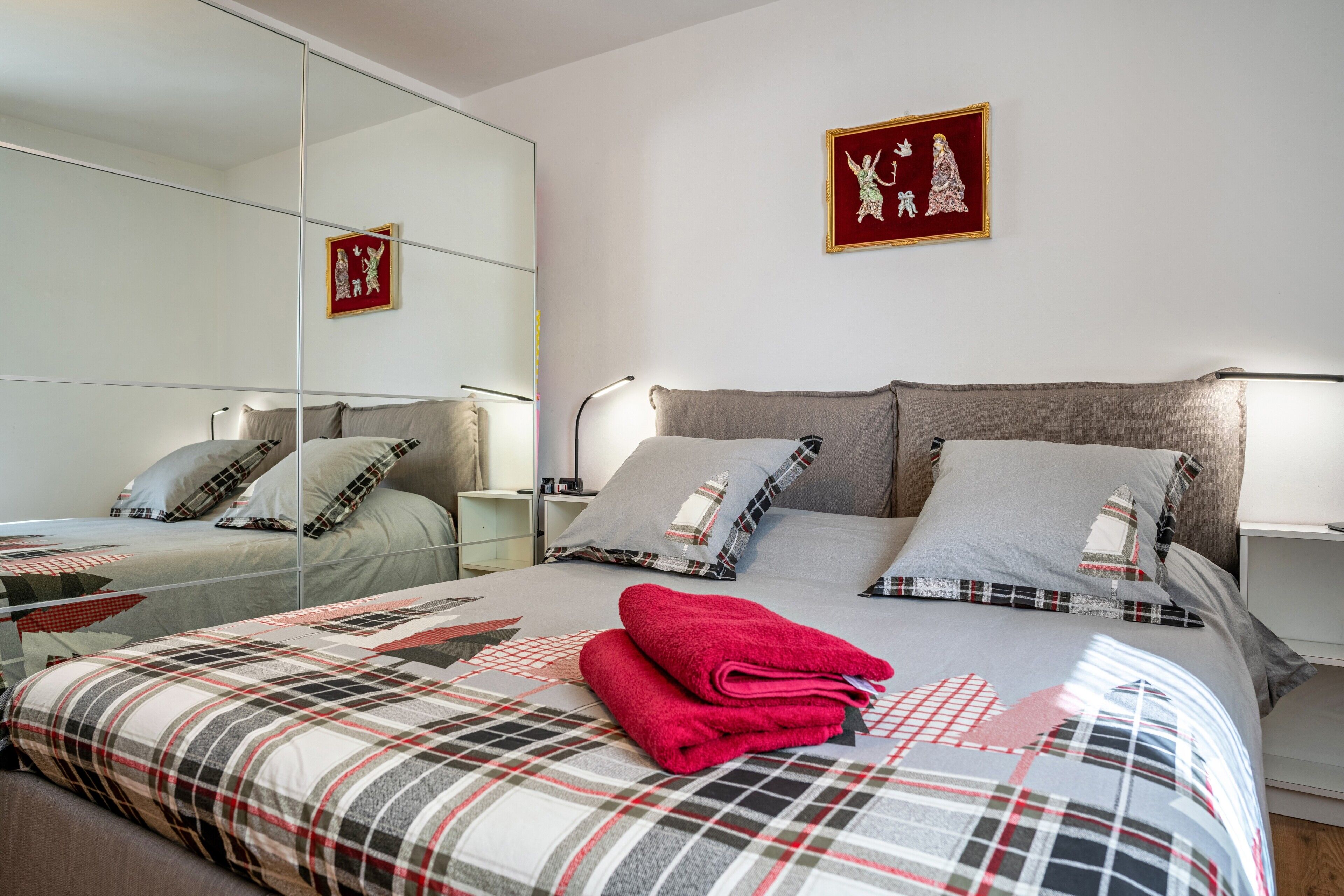 2 camere, ferro/asse da stiro, Wi-Fi gratuito, lenzuola