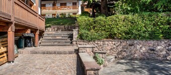 Holiday Home 'Magda' with Mountain View, Private Garden and Balcony
